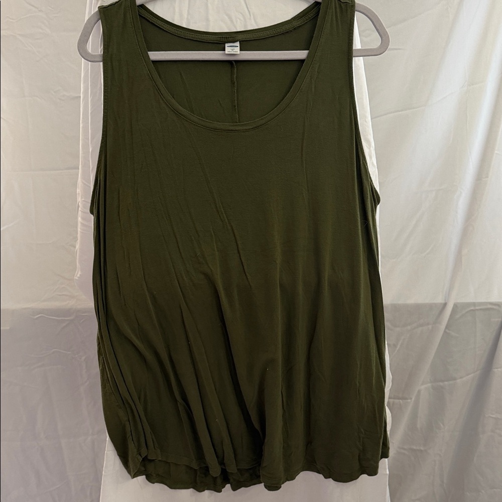 Lot of 5 old navy Sleeveless Tank Top.